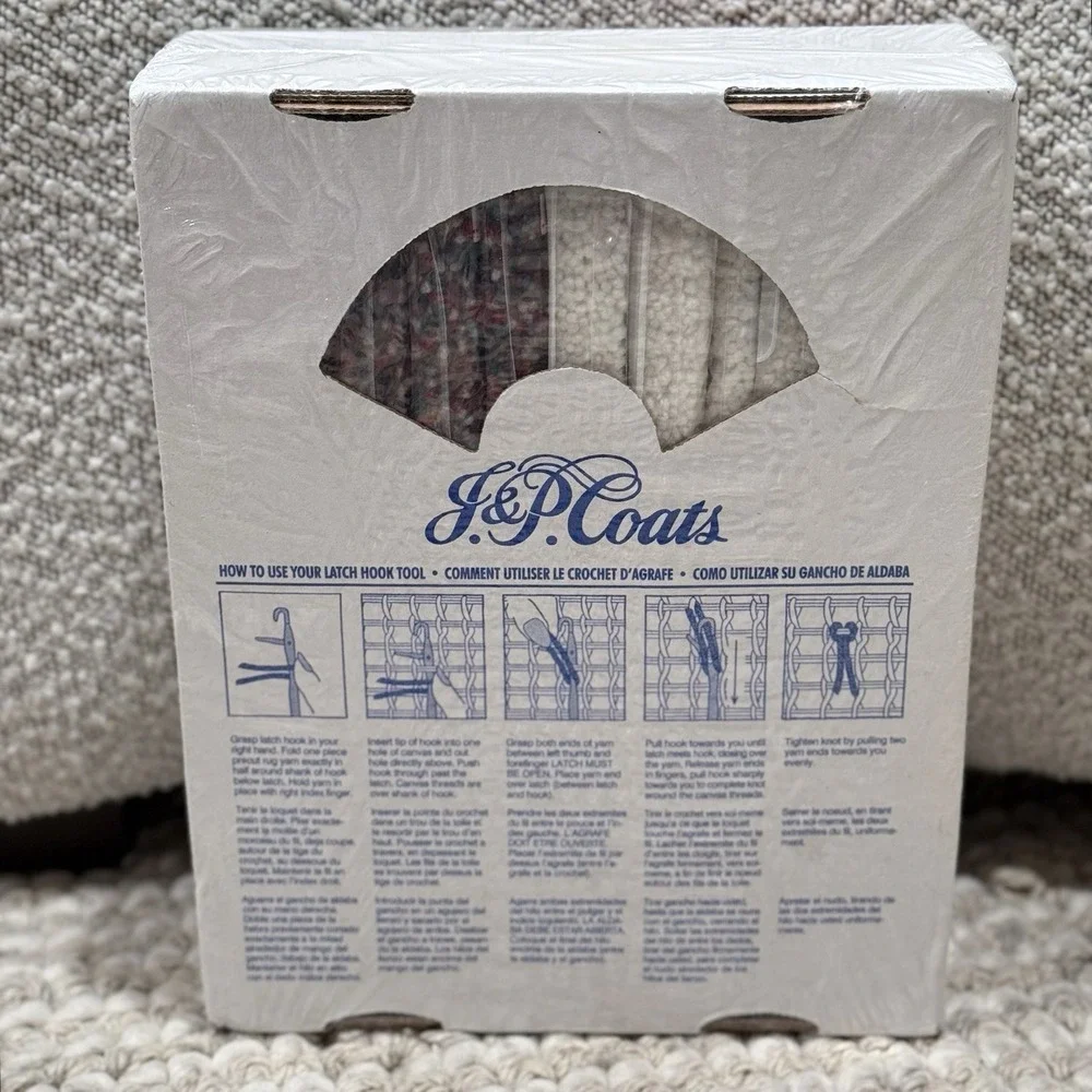 Vintage J&P COATS Kit 1998 Latch Hook Christmas Puppy 20